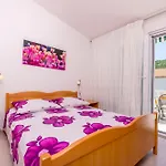Bakovic Apartment *